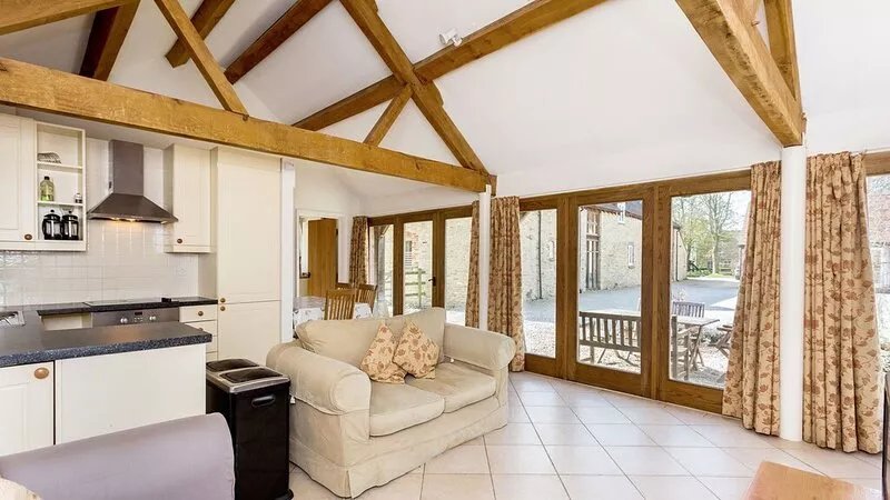 Self catering Cotswold holiday accommodation within easy reach of Oxford