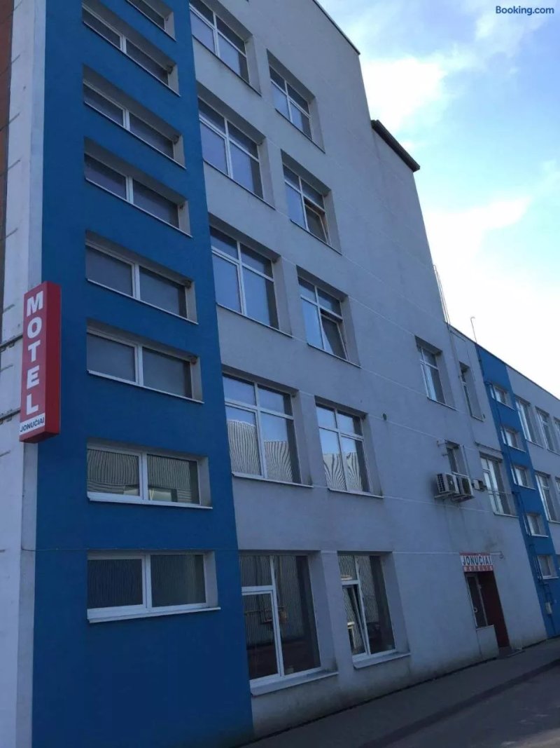 Motelis Jonuciai