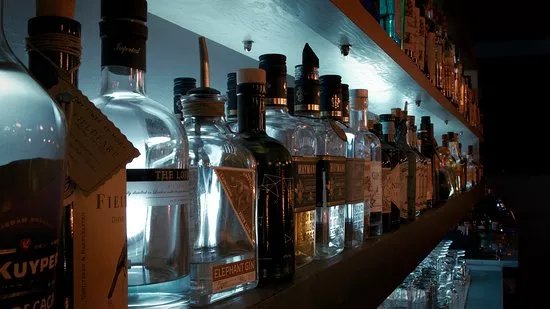The Cari - Caricatura Bar