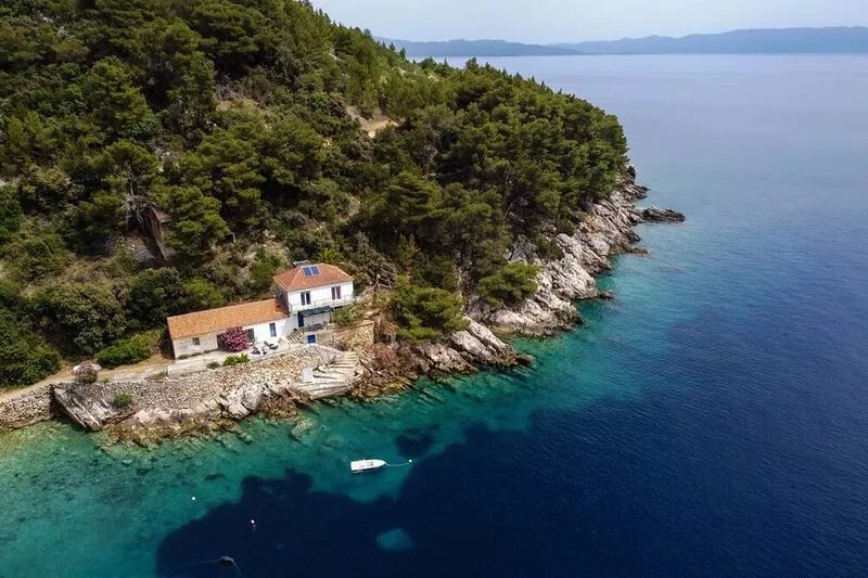 Secluded fisherman's cottage Cove Skozanje, Hvar (K-4009)
