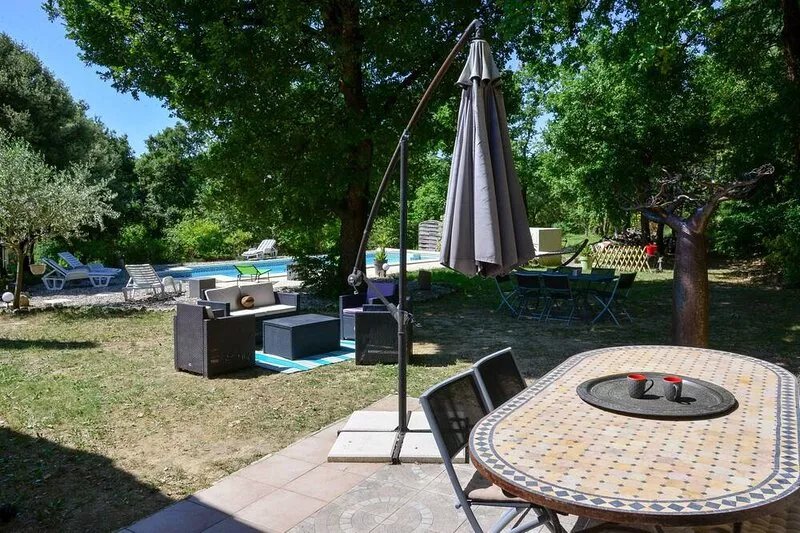 Air-conditioned villa and pool exclusively for you in Drôme provençale