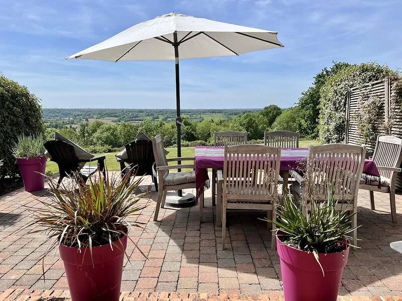 Entire renovated barn with spectacular view and spacious garden