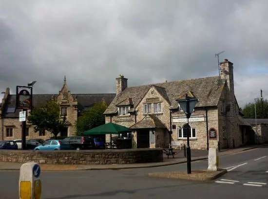 Hand Inn Public House