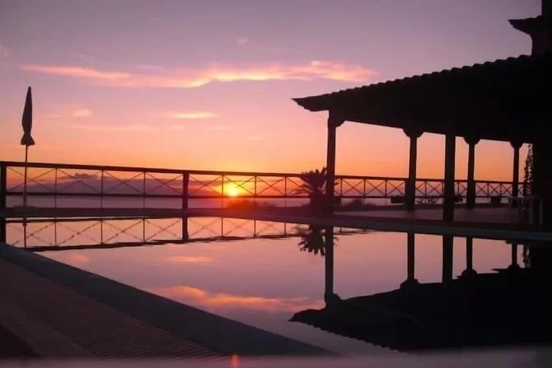 CERCADO DEL MEDIO COUNTRY VILLA AND POOL