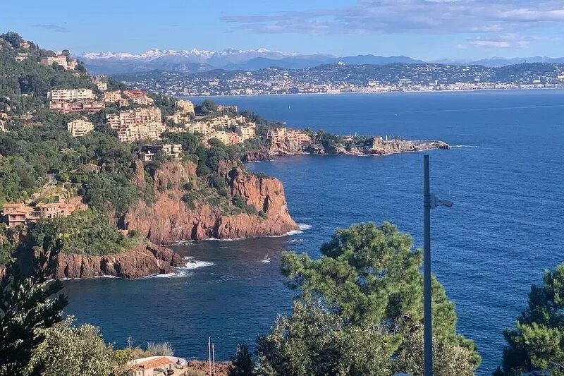 2-Bed Apt with 65m² Terrace | Central Cannes | 5 mins walk to Palais/Beach
