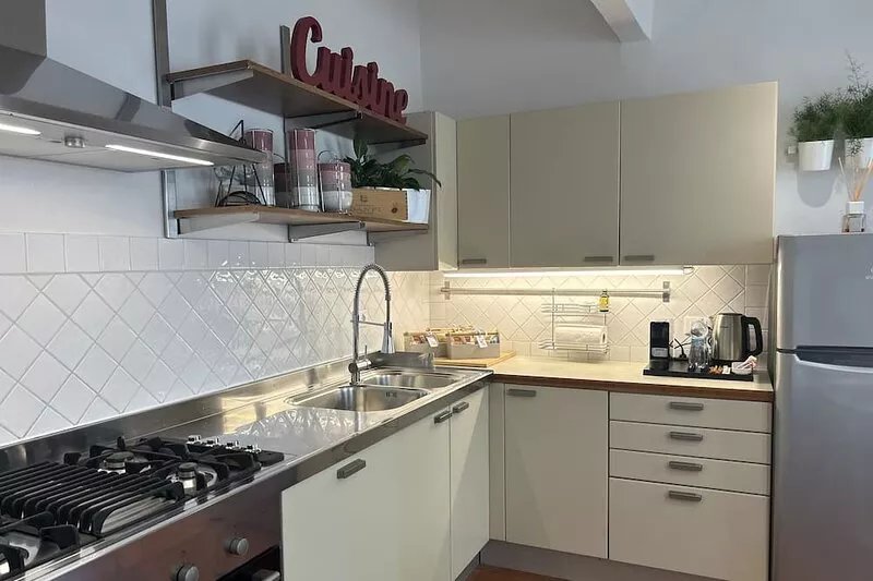 Uffizi SuiteLarge and elegant renovated apartment in the heart of Florence