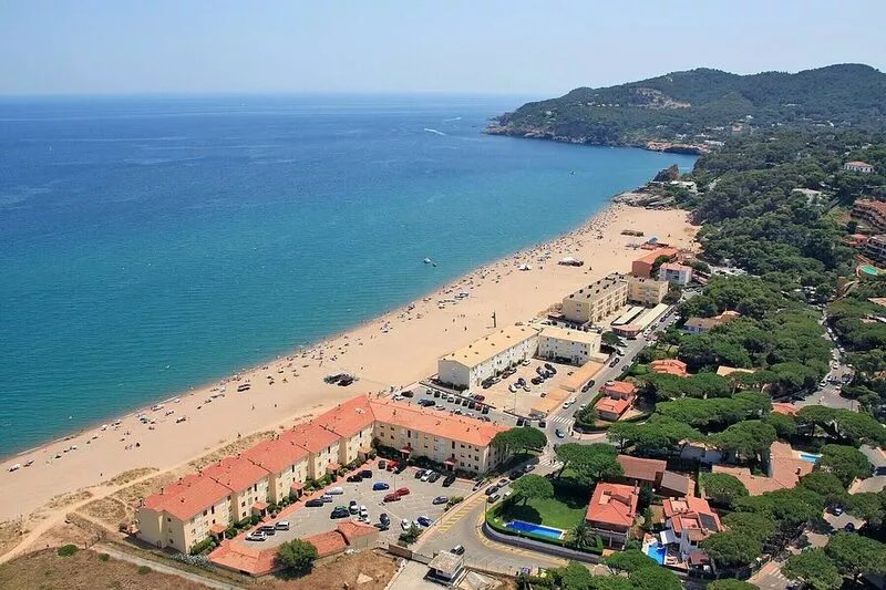 First line beach apartment with front sea vue - Pals beach (DU 3H 317)