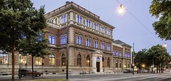 Mak-museum Fur Angewandte Kunst