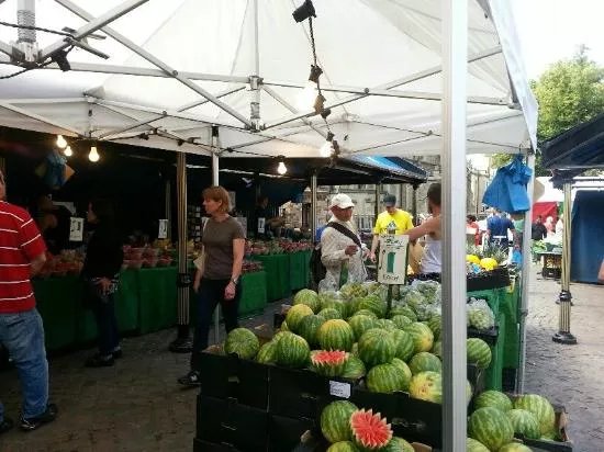 Bedford’s Charter Market