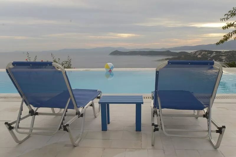 Villa Stella,  swimming pool, by the beach,  close to Athens