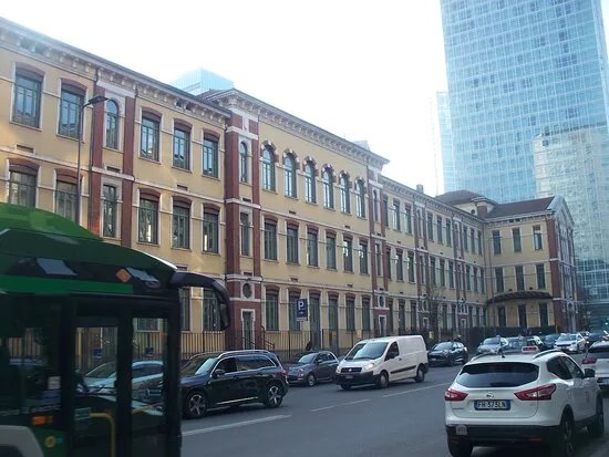 Palazzo Delle Scuole Di Via Galvani