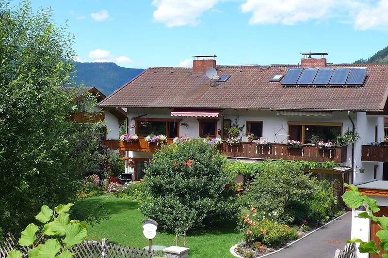 3-star-apartment - Lovely and comfortable. Mountain views. Quiet location.