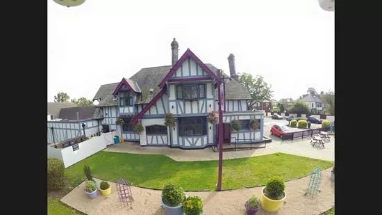 The Goodfellowship Inn