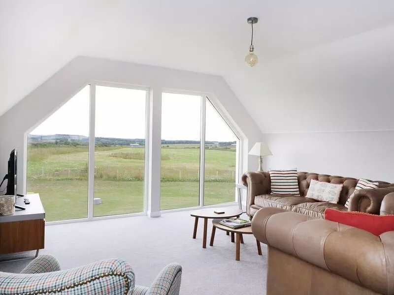 CHANCE INN LODGE, family friendly, luxury holiday cottage in Balmedie