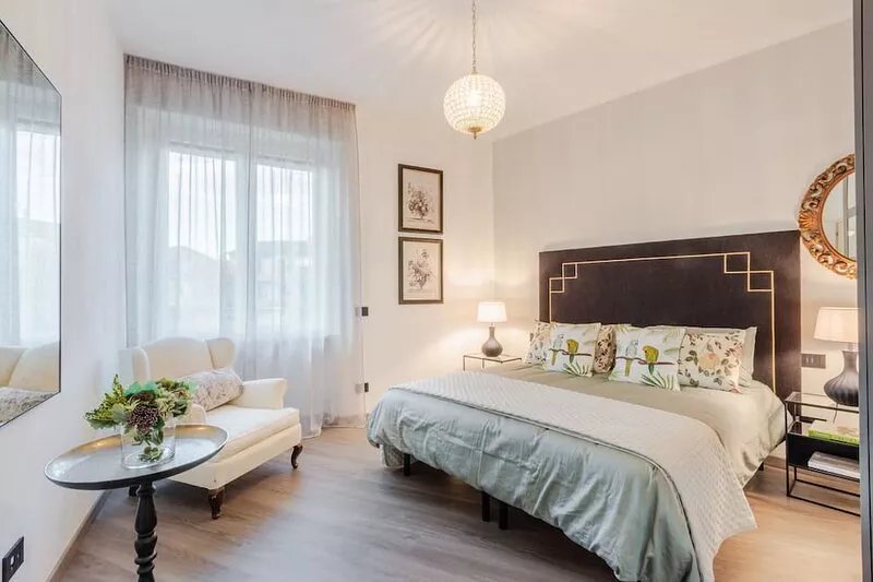 Modern 3 Bedrooms Apartment with Terrace inside the Walls of Lucca