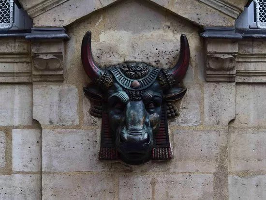 Fontaine des Tetes De Boeufs
