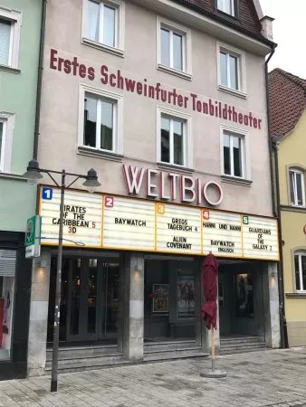 Weltbio-Kinocenter