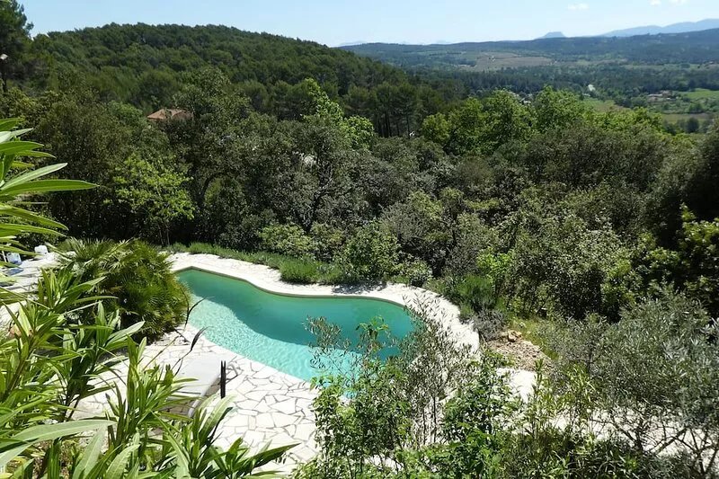 Stylish villa with private heated swimming pool, breathtaking view, free wifi