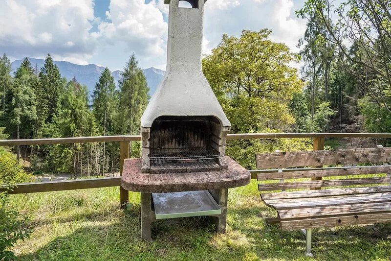 Chalet 'Baita Bocheto' with Balcony & Terrace