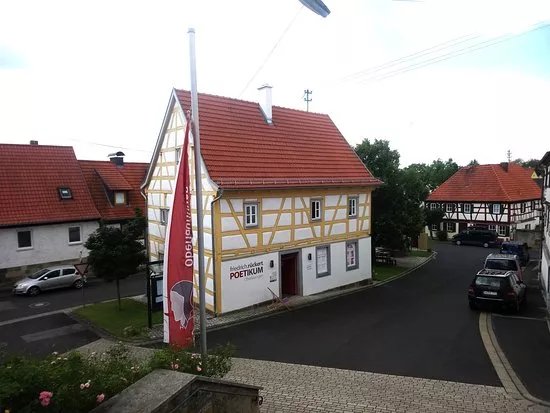 Friedrich- Ruckert-Poetikum