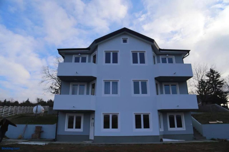Fruskogorska Idila