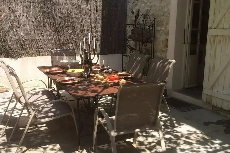 Spacious, Homely Apartment in Mountain Village with 2 Large Outside Terraces