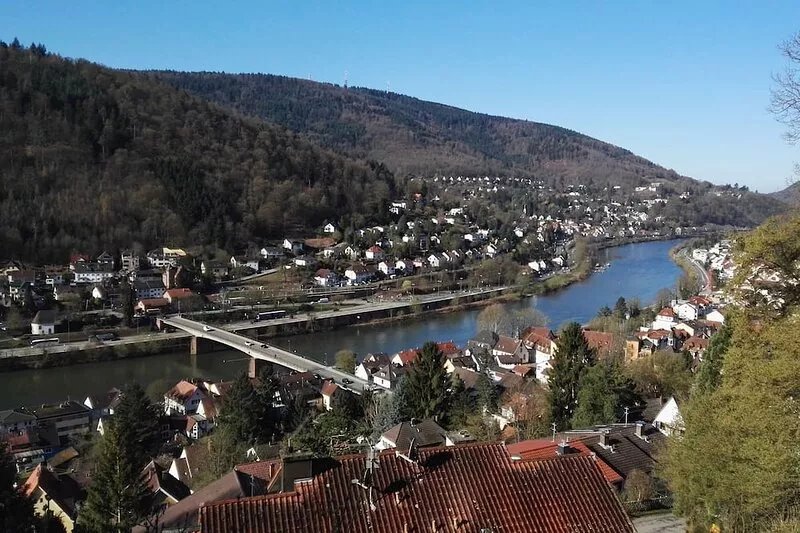 For city trip and recreation: Apartment in a beautiful panoramic location!