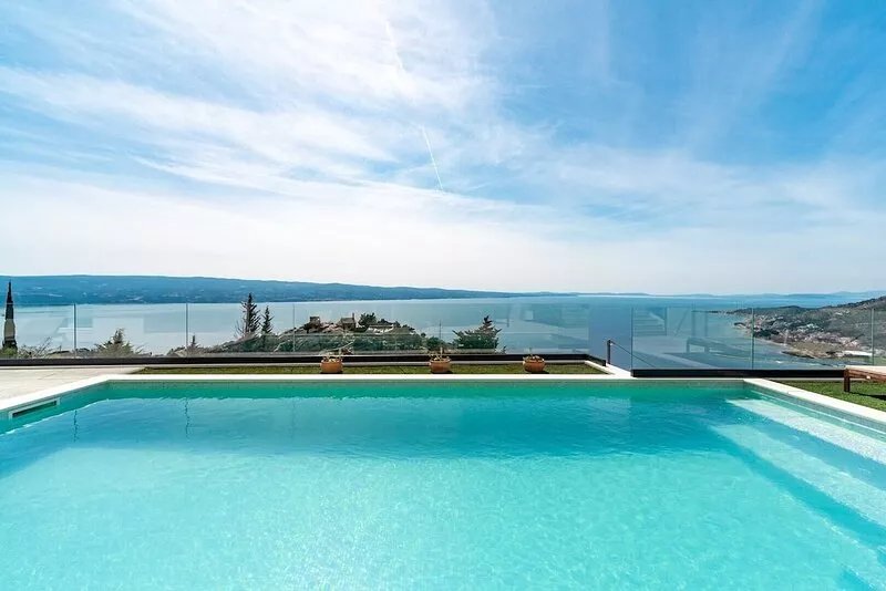 New! Villa BAMM with heated 36sqm pool, 5 en-suite bedrooms, and panoramic sea