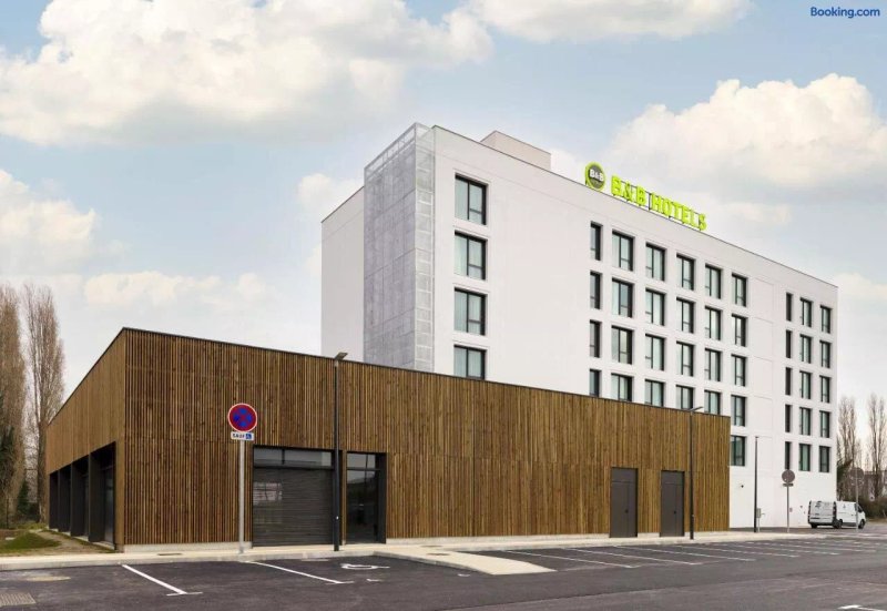B&B HOTEL Cergy Saint-Christophe Gare