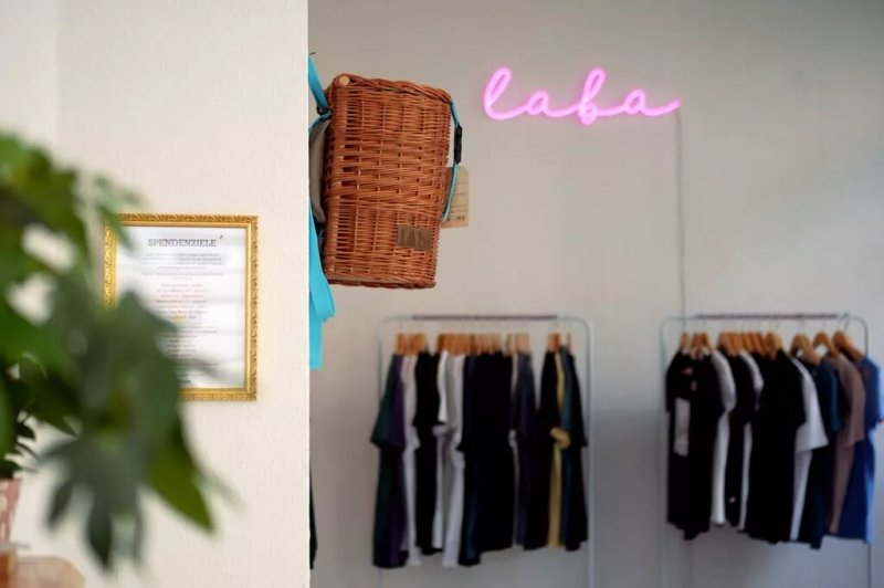 Laba Flagship Store