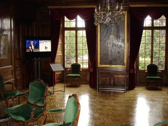 Musee de la Confrerie des Vignerons