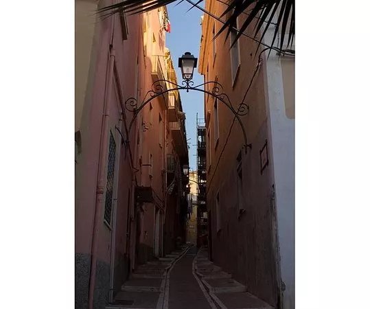 Il Vicolo Degli Abbracci