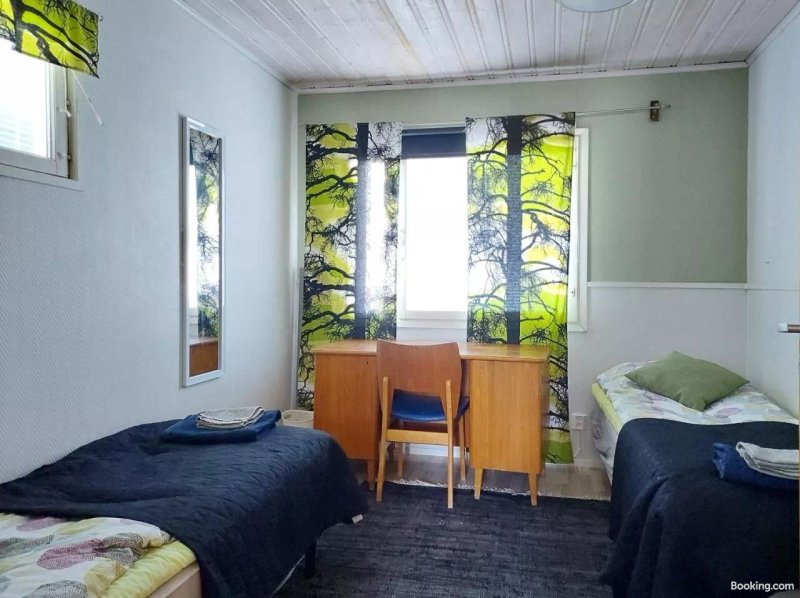 Tallitalo Garage House