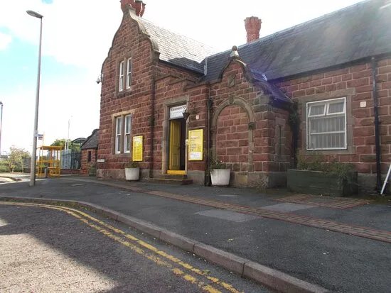 Ellesmere Port Railway Station