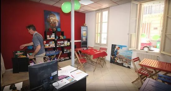 Les Yeux Dans Les Jeux