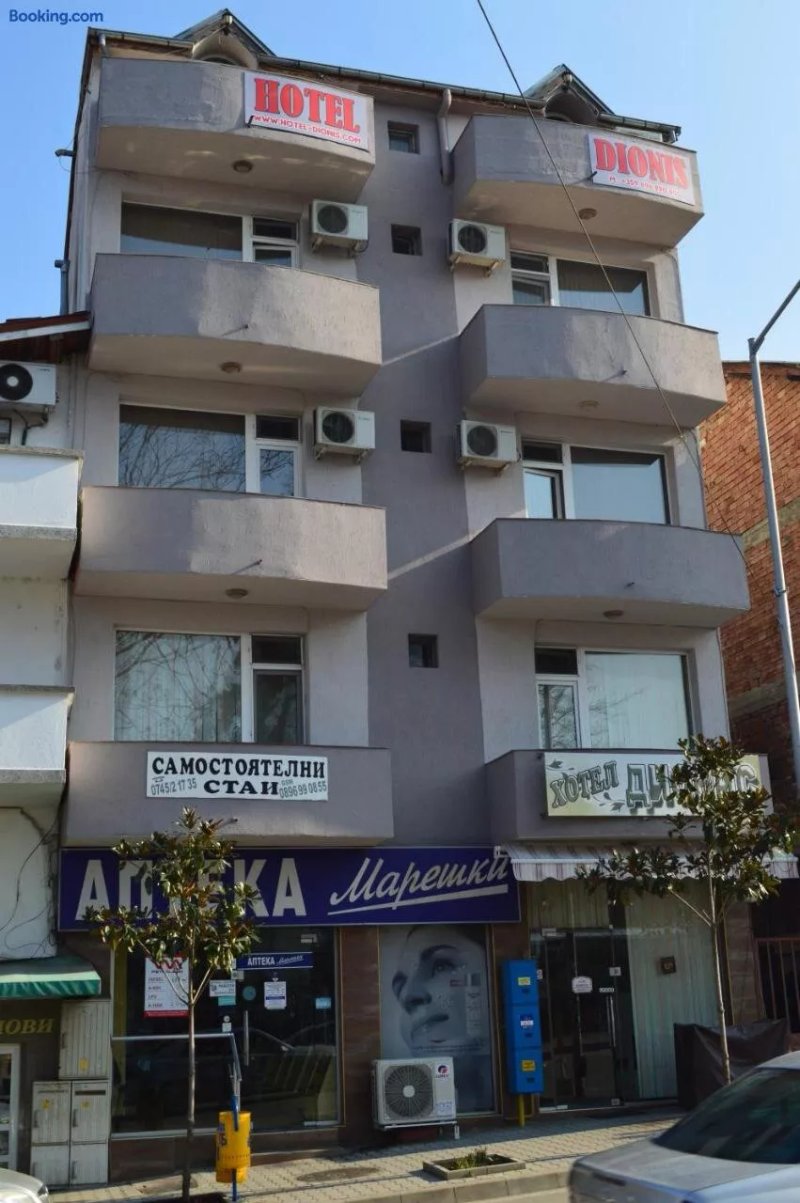 Dionis Hotel