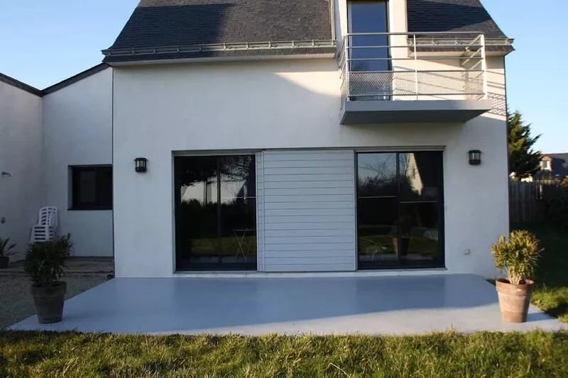 HOUSE WITH SEA VIEW Less than 5 minutes from the beach on foot