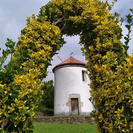 Molino De Viento De Boucelo
