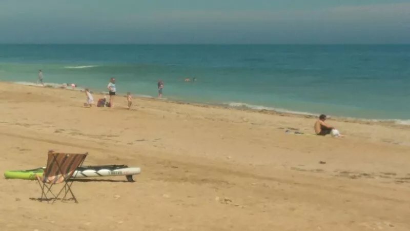 Very nice renovated house for 10 people, 300 m from the beach