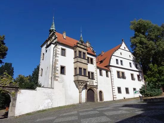 Zamek Benesov Nad Ploucnici
