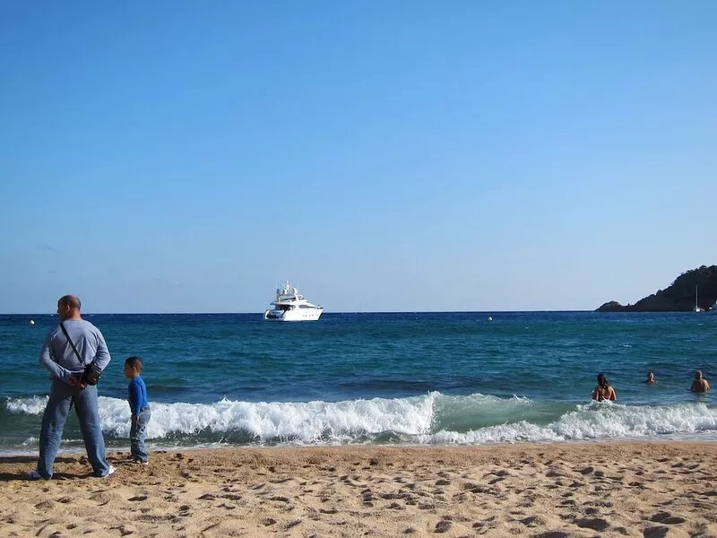 Girona Spain Center - Can Bici Sleeps  4 people