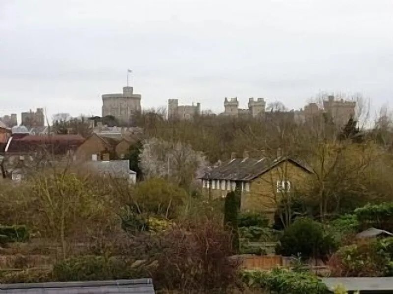 Lovely Flat With Parking In The Centre Of Royal Windsor