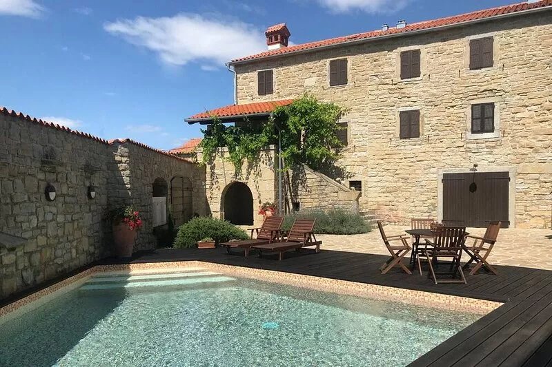 Topolovec historic Istrian rustic villa on the hilltop of Slovenia coast