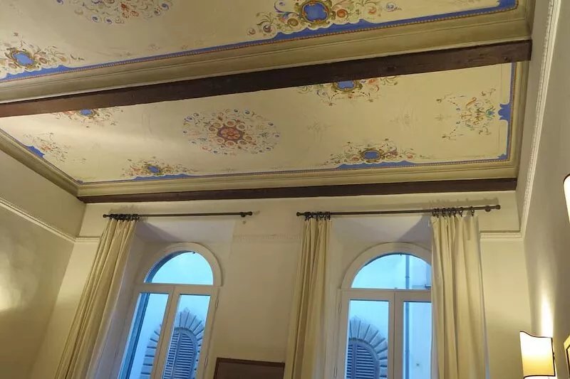 Elegance, history and comfort 200 meters from the cathedral