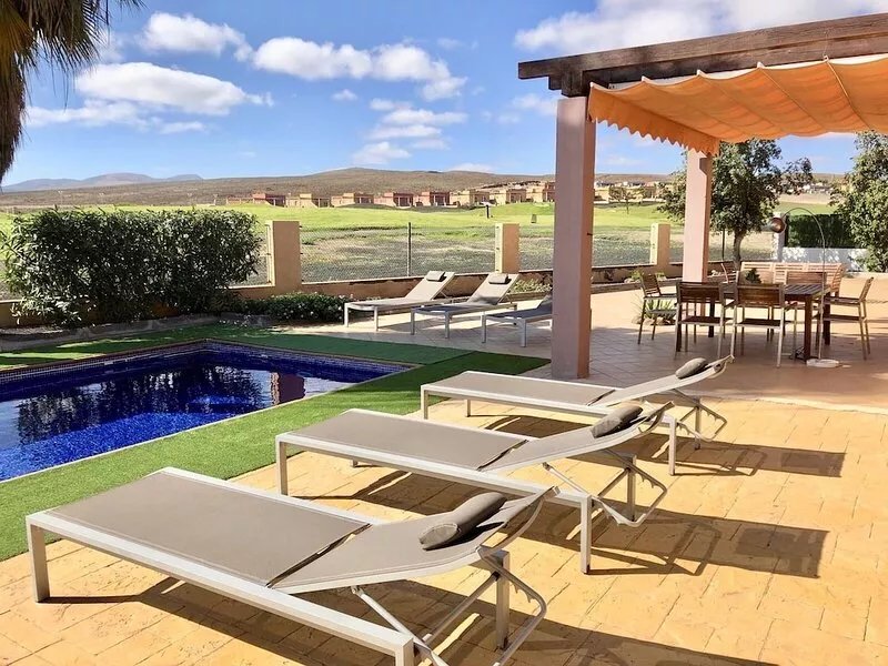 Villa Caprice, Finca STYLISH HOST, Heated Private Pool, High-Speed Wifi.