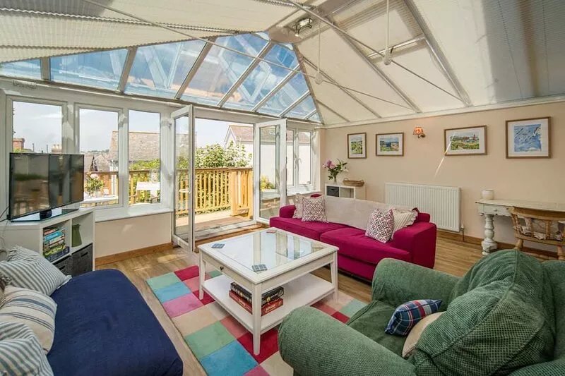 Seaside coastal 3 bed cottage