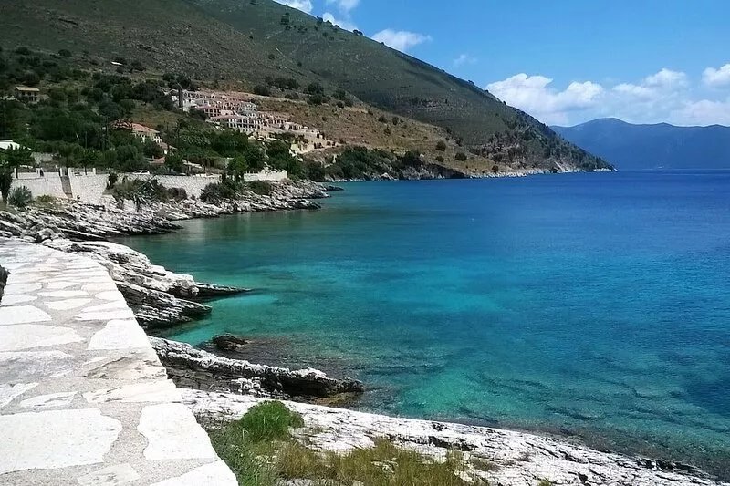 *Vintage House - Spectacular Sea View in Agia Efimia, only 10 steps to the sea*