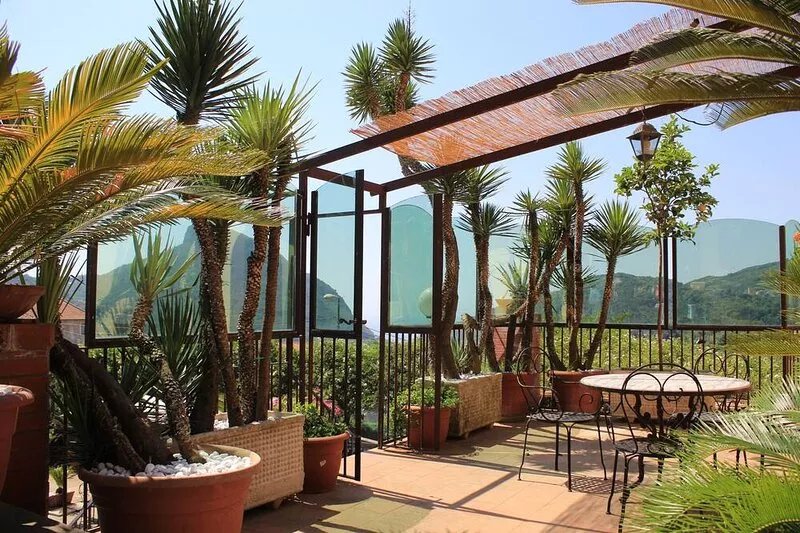 Historic Villa with marbled pool, wide Hot Tub & Finnish Sauna.. on Amalfi Coast
