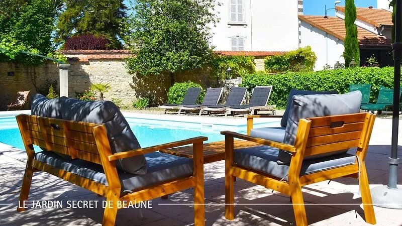 Le Jardin Secret de Beaune, Les Trois Portes