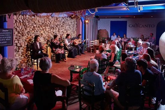 El Gallo Ronco Salon Flamenco CalYCanto